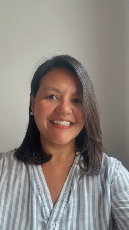 Psicólogo(a) Carine De Oliveira Fernandes