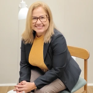 Foto 1 de Verônica Fonseca De Lima Ferreira